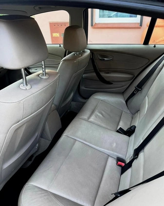 BMW Seria 1 cena 23900 przebieg: 225000, rok produkcji 2009 z Kobylin małe 154